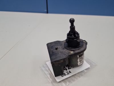 Моторчик корректора фары для Toyota Camry XV50 2011-2017