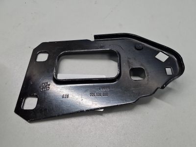 Кронштейн усилителя переднего бампера правый для Audi A4 B8 2007-2015