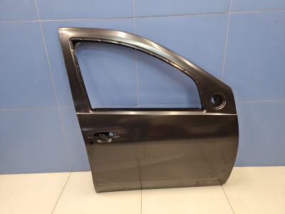 Дверь правая передняя для Renault Sandero 2009-2014