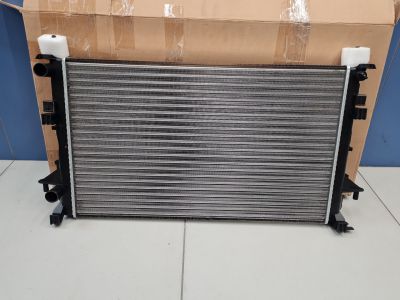 Радиатор основной охлаждения двигателя для Renault Laguna 2 2001-2008