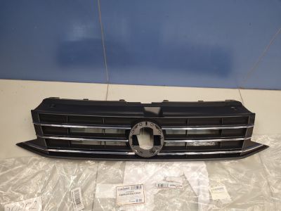 Решетка радиатора для Volkswagen Polo Sedan 2011-