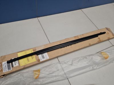 Молдинг стекла задней левой двери для Mazda CX-5 2017-