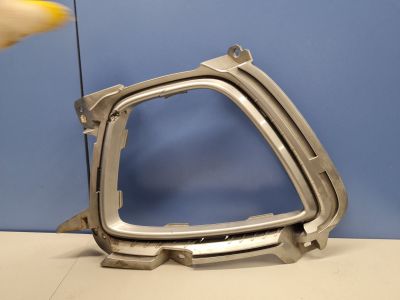 Рамка противотуманной фары правой для KIA Sorento Prime 2014-2020