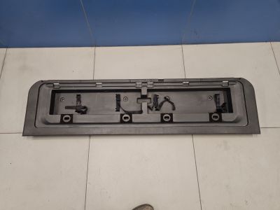 Кронштейн обшивки двери багажника для Lexus LX 570 URJ200 2007-