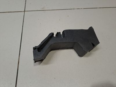 Уплотнитель капота для Volkswagen Jetta A6 2010-2018