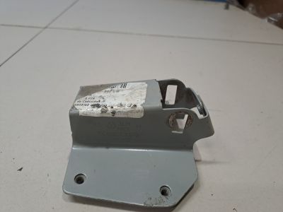 Кронштейн петли крышки багажника правый для Volkswagen Jetta A6 2010-2018