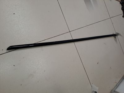 Молдинг стекла передней левой двери для BMW 3 F30 2011-2018