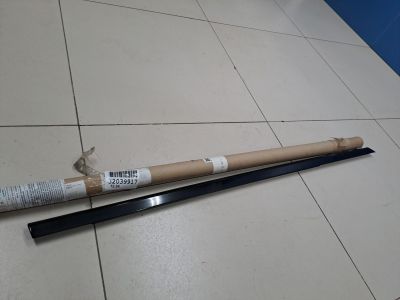 Молдинг стекла передней правой двери для Mercedes C-klasse W205 2014-