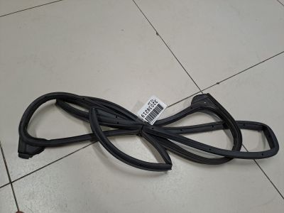 Уплотнитель двери задней правой для Mazda 6 GJ 2013-2019