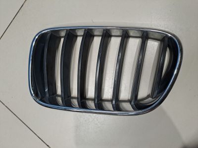Решетка радиатора левая для BMW X3 F25 2010-2017