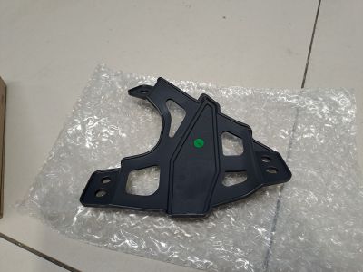 Заглушка решетки радиатора нижняя левая для Voyah Dream 2021-