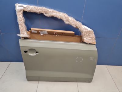 Дверь правая передняя для Volkswagen Polo Sedan 2011-