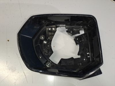 Рамка зеркало левого для Cadillac Escalade 5 2020-