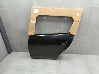 Дверь левая задняя для Renault Sandero 2009-2014