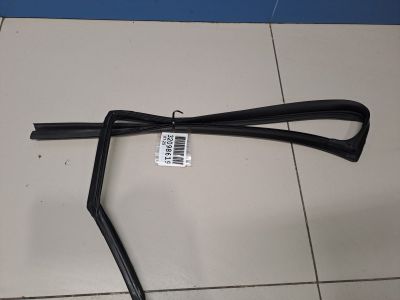 Уплотнитель стекла двери задний левый для KIA Ceed 2012-2018