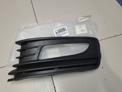 Решётка в бампер левая для Volkswagen Polo Sedan 2011-
