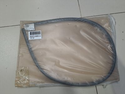 Уплотнитель капота для Skoda Octavia A7 2013-2020