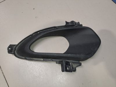 Рамка противотуманной фары правой для KIA Ceed 2012-2018