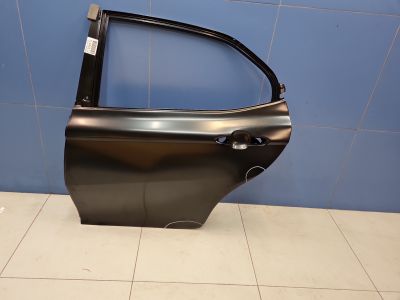 Дверь левая задняя для Toyota Camry V70 2017-