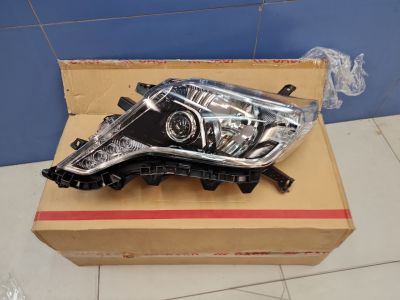 Фара левая для Toyota Land Cruiser Prado 150 2009-
