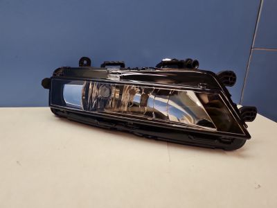 Фара противотуманная левая для Skoda Octavia A7 2013-2020