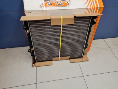 Радиатор основной охлаждения двигателя для Toyota Land Cruiser Prado 150 2009-