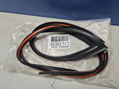 Уплотнитель заднего стекла для Audi A8 S8 D4 2010-2017