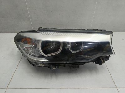 Фара правая для BMW 5 G30 F90 2016-