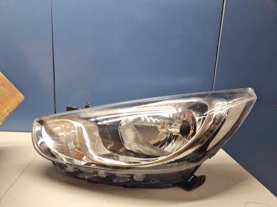 Фара левая для Hyundai Solaris 2010-2017