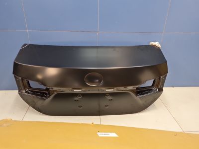 Крышка багажника для Toyota Corolla E18 2013-