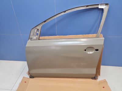 Дверь левая передняя для Volkswagen Polo Sedan 2011-