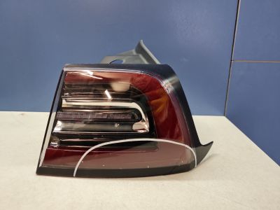 Фонарь на крыло правый для Tesla Model 3 2018-