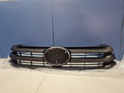Решетка радиатора для Toyota Hilux N125 2015-