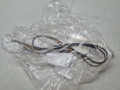 Уплотнитель спойлера крышки багажника для Toyota RAV 4 2013-2019