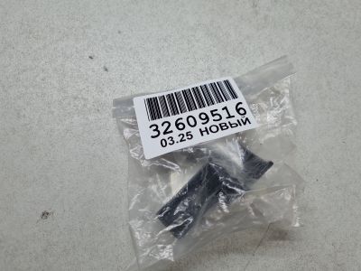 Кронштейн фары правый для Toyota RAV 4 2005-2013