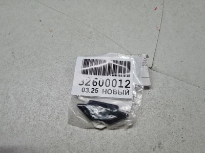 Отбойник крышки багажника для Lexus ES Z10 2018-