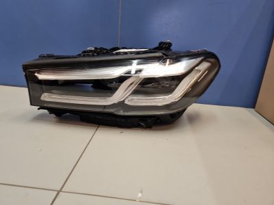 Фара левая для BMW 5 G30 F90 2016-