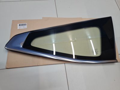 Стекло кузовное заднее правое глухое для Mitsubishi Pajero Montero Sport KS 2015-