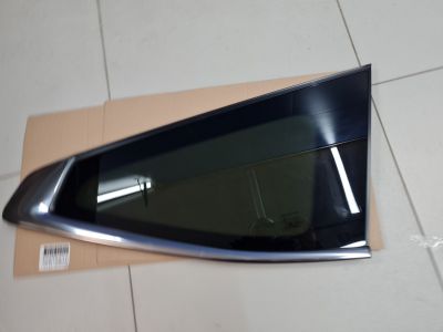 Стекло кузовное заднее правое глухое для Mitsubishi Pajero Montero Sport KS 2015-