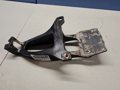 Кронштейн подножки задний правый для Land Rover Range Rover 2012-