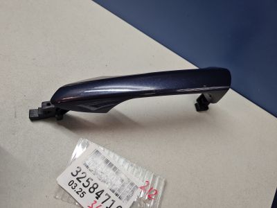 Ручка двери нaружная левая передняя для Mercedes E-klasse W212 2009-2016