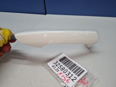 Ручка двери нaружная правая передняя для Mercedes GLA-klasse X156 2013-2020