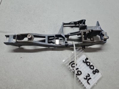 Кронштейн ручки двери левый для Peugeot 3008 2009-2016