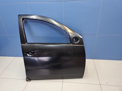 Дверь правая передняя для Renault Duster 2010-
