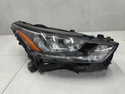 Фара правая для Toyota Highlander U70 2019-