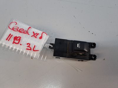 Кнопка стеклоподъемника для KIA Ceed 2012-2018