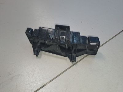 Кронштейн фары правый для Toyota Land Cruiser 200 2008-