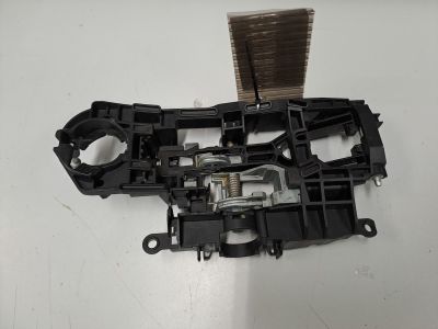 Кронштейн ручки двери передней правой для BMW 5 F10 2009-2017