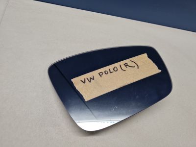 Зеркальный элемент правый для Volkswagen Polo Sedan 2011-