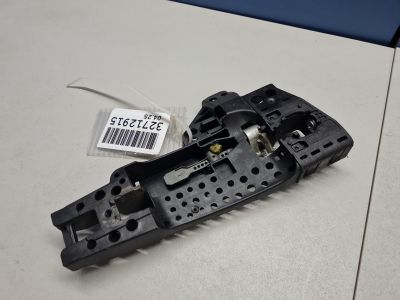 Кронштейн ручки двери правой для Audi A6 S6 C7 2011-2018